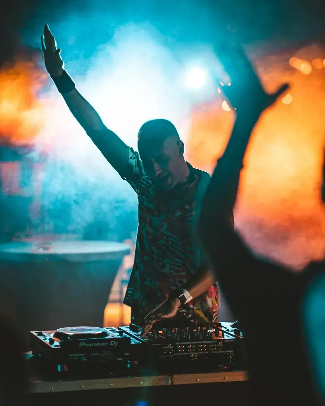 PURE STAGE ENERGY.